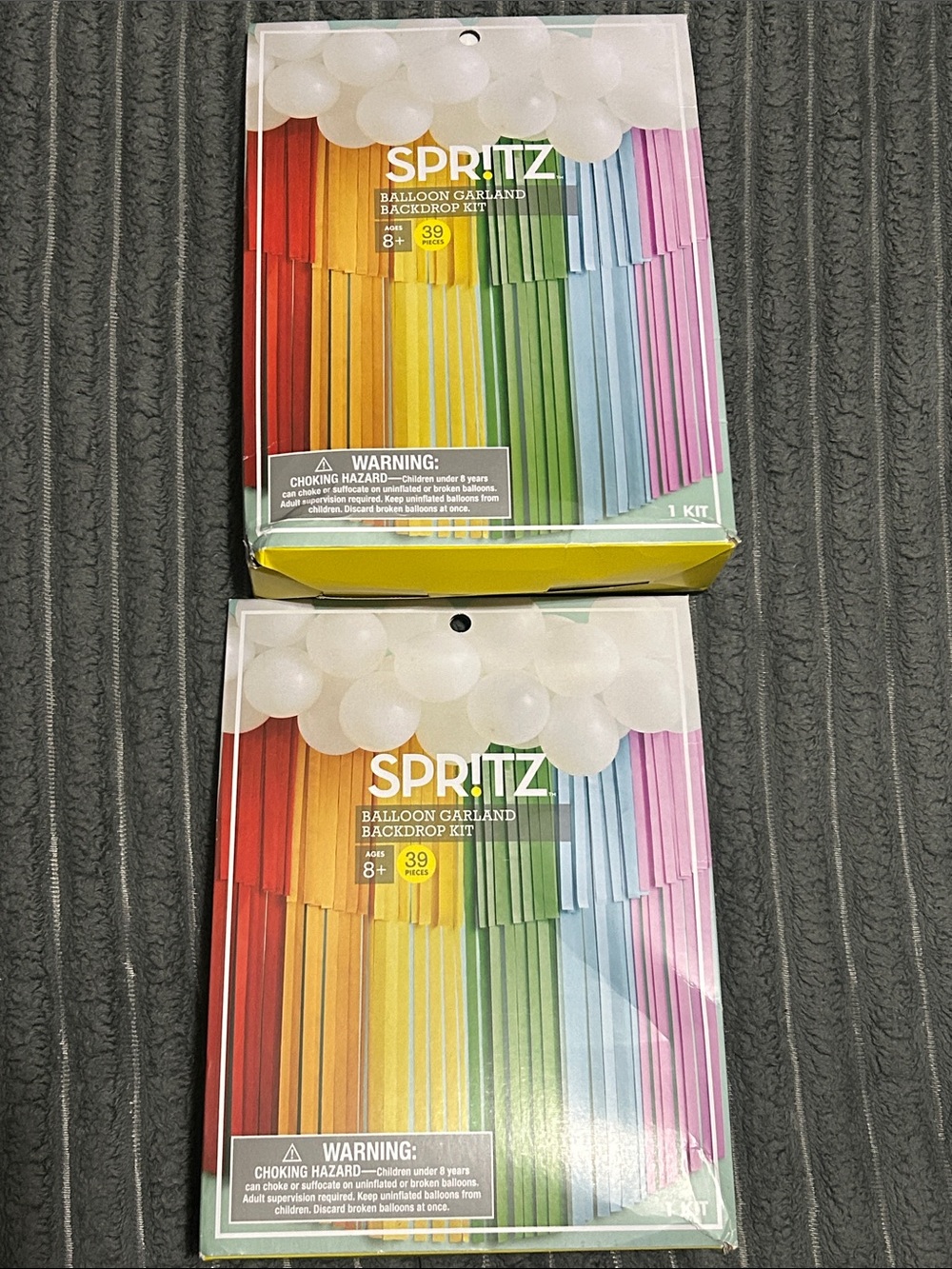 New* 2pk Spritz Rainbow Balloon Garland Kit